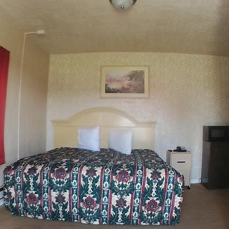 Colonial Motel Marshalltown Kültér fotó